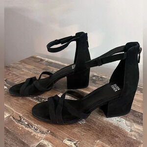 Eileen Fisher Black Jazzy Sandals Hook Ankle Strap Women Size 8 Heel 1.5" Zipper